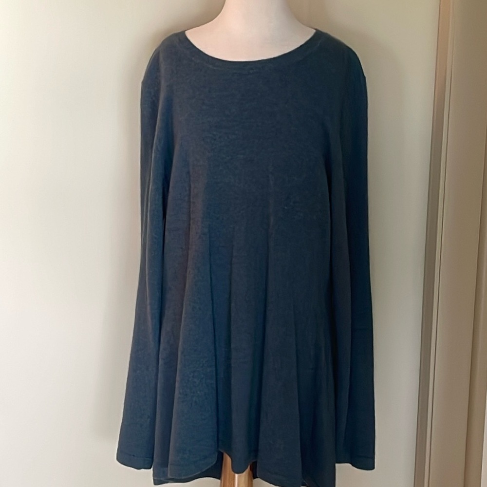 EUC Isaac Mizrahi Live Women’s Medium Teal Long Length/Long Sleeved Sweater